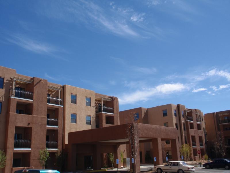 Tres Santos Apartments