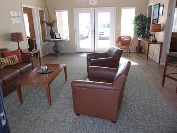 Eagle Cove Apartments Image 4