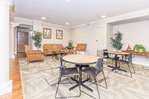 Amber Pointe Apartments Image 18
