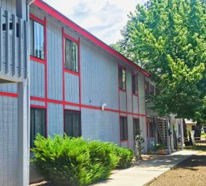 Apple Tree Apartments Image 3
