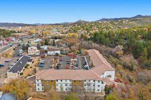 Canyon Run Apartments - ALL UTILITIES INCLUDED! Image 29