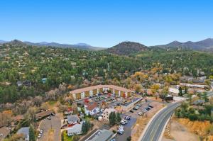 Canyon Run Apartments - ALL UTILITIES INCLUDED! Image 34