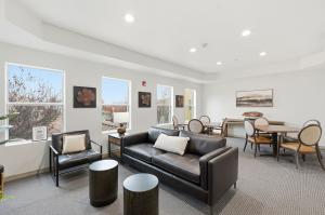 Canyon Run Apartments - ALL UTILITIES INCLUDED! Image 4