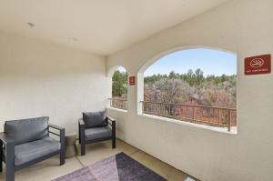 Canyon Run Apartments - ALL UTILITIES INCLUDED! Image 11