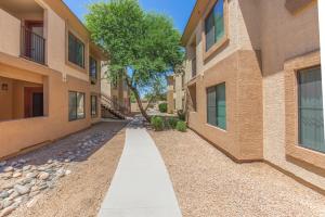 Indigo Pointe Apartments Image 13