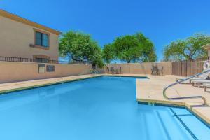 Indigo Pointe Apartments Image 5