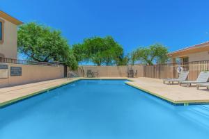 Indigo Pointe Apartments Image 4