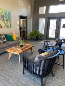 Mountain Park Townhomes Image 1