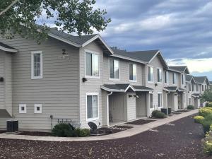 Mountain Park Townhomes Image 5