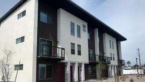 Rosewood Court I Image 1