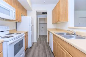 Two Bedroom/2 Bath 8