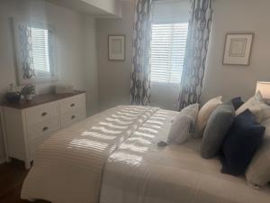 One Bedroom/1 Bath 8