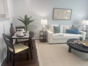 One Bedroom/1 Bath 2