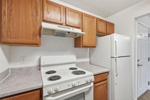 Two Bedroom/1 Bath 3