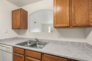 Two Bedroom/1 Bath 4