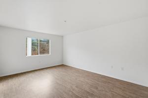 Two Bedroom/1 Bath 5