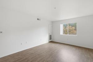 Two Bedroom/1 Bath 6