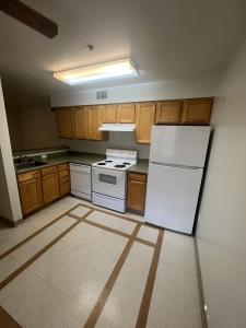 2 bedroom 1 bathroom 9
