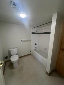 2 bedroom 1 bathroom 6