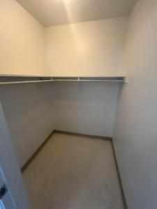 2 bedroom 1 bathroom 5