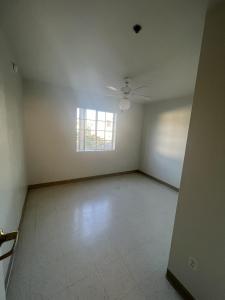 2 bedroom 1 bathroom 2
