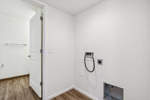 Two Bedroom/2 Bath 6