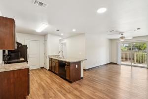 Two Bed/1 Bath 2