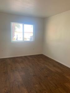 2 Bedroom/1 Bath 6