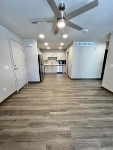 1 Bedroom 1 Bathroom 7