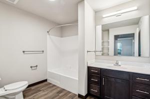 2 Bedroom 1 Bathroom 3
