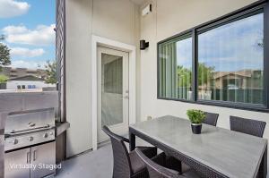 Two Bedroom/2 Bath 9
