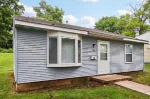 Two Bedroom/1 Bath 3
