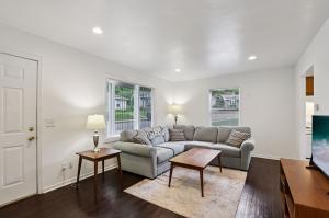 Two Bedroom/1 Bath 10
