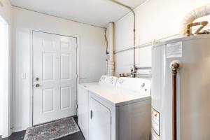 Two Bedroom/1 Bath 23