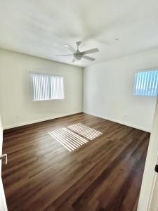 2 Bedroom 2 Bath 6