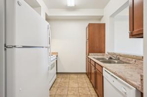 One Bedroom/1 Bath 9